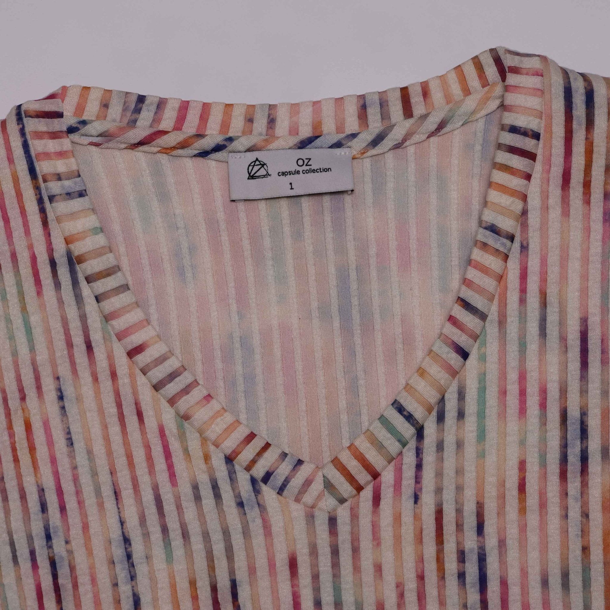 Jolene V - Oz Capsule collection