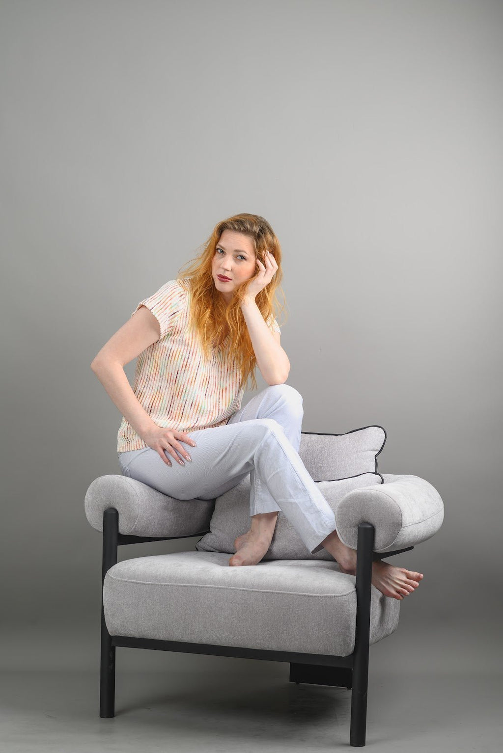 Jolene V - Oz Capsule collection